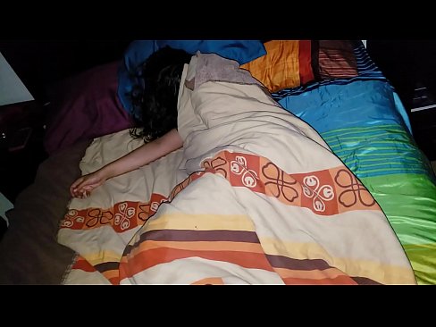 ❤️ Styvbarn som skäller ut sin unga styvmor medan hon sover. ❤❌ Pornvideo at porn sv.91sesex101.top ☑
